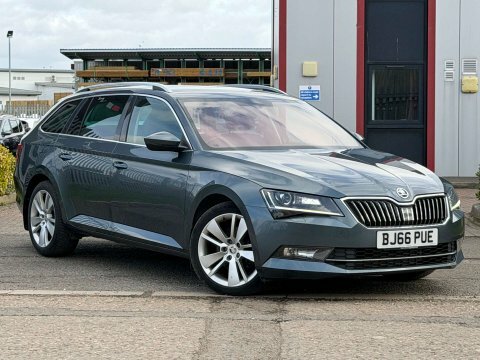 Skoda Superb 2.0 Superb Se Grey