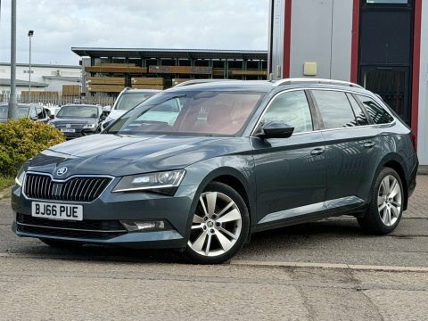 Skoda Superb 2.0 Superb Se BJ66PUE Grey #4