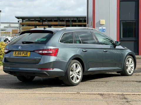 Skoda Superb 2.0 Superb Se BJ66PUE Grey #6