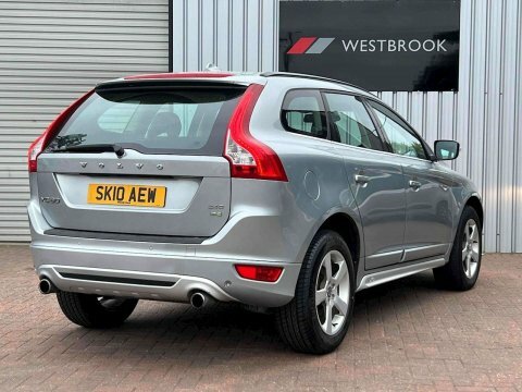 Volvo XC60 2.4D Drive R-design Silver #2