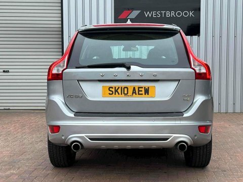 Volvo XC60 2.4D Drive R-design Silver #3