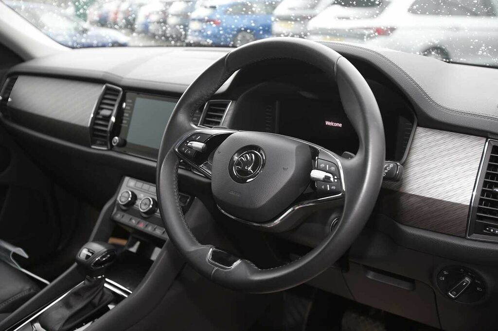 Skoda Kodiaq Se L Executive 7 Seats 1.5 Tsi 150 Ps Dsg GJ74OHS Silver #6
