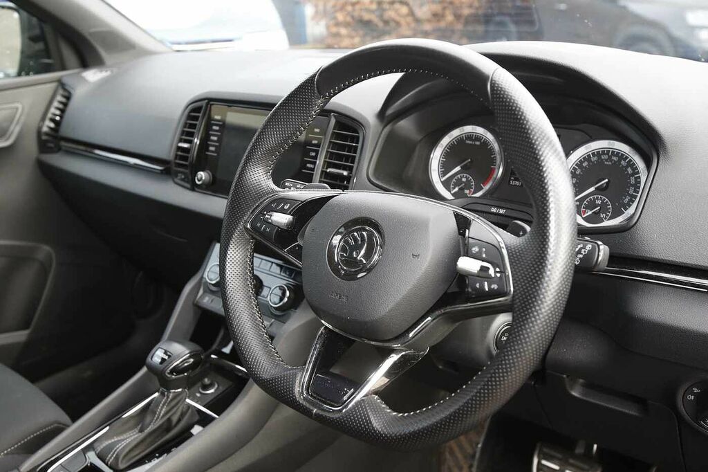 Skoda Karoq 2.0 Tdi 150 Sportline 4X4 Dsg SL22MFE Black #6
