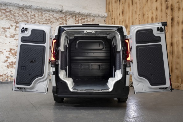 Kia PV5 Cargo Plus - Long Range 71.2Kwh White #4