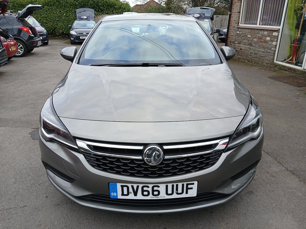 Vauxhall Astra I Turbo Design DV66UUF Grey #2