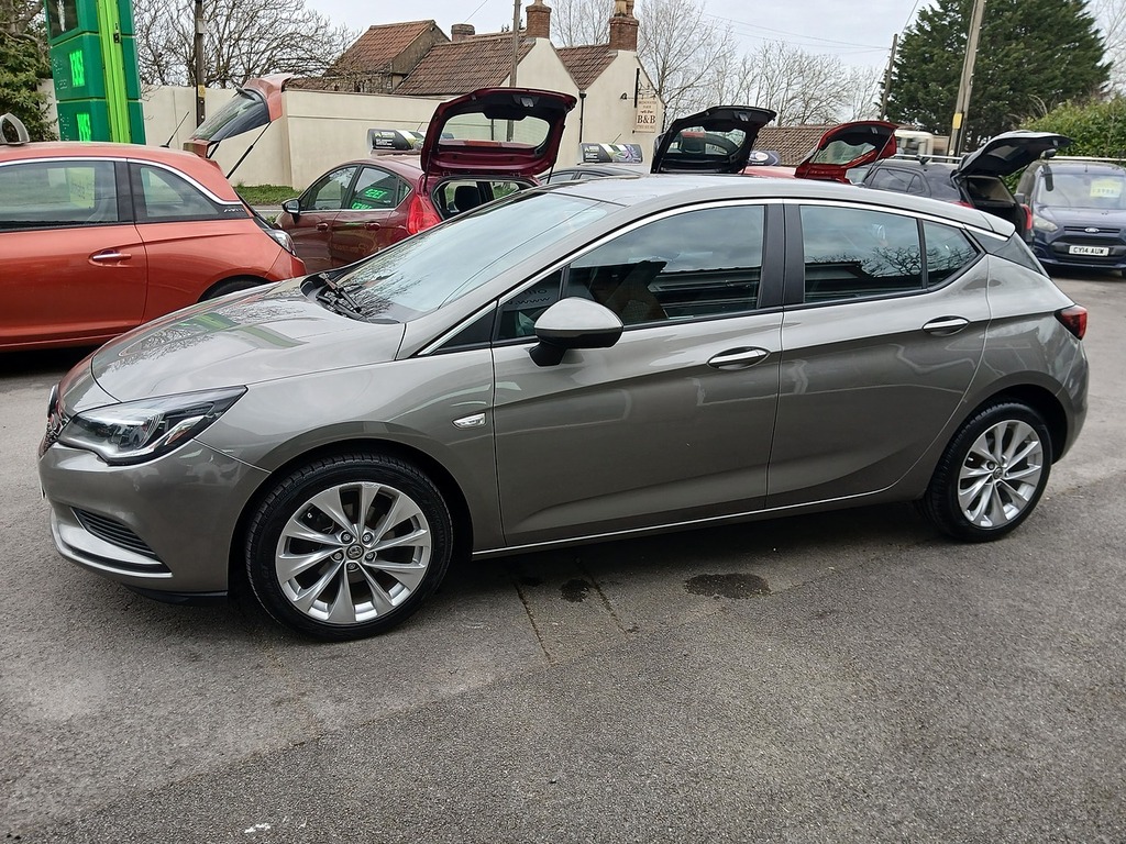 Vauxhall Astra I Turbo Design DV66UUF Grey #4