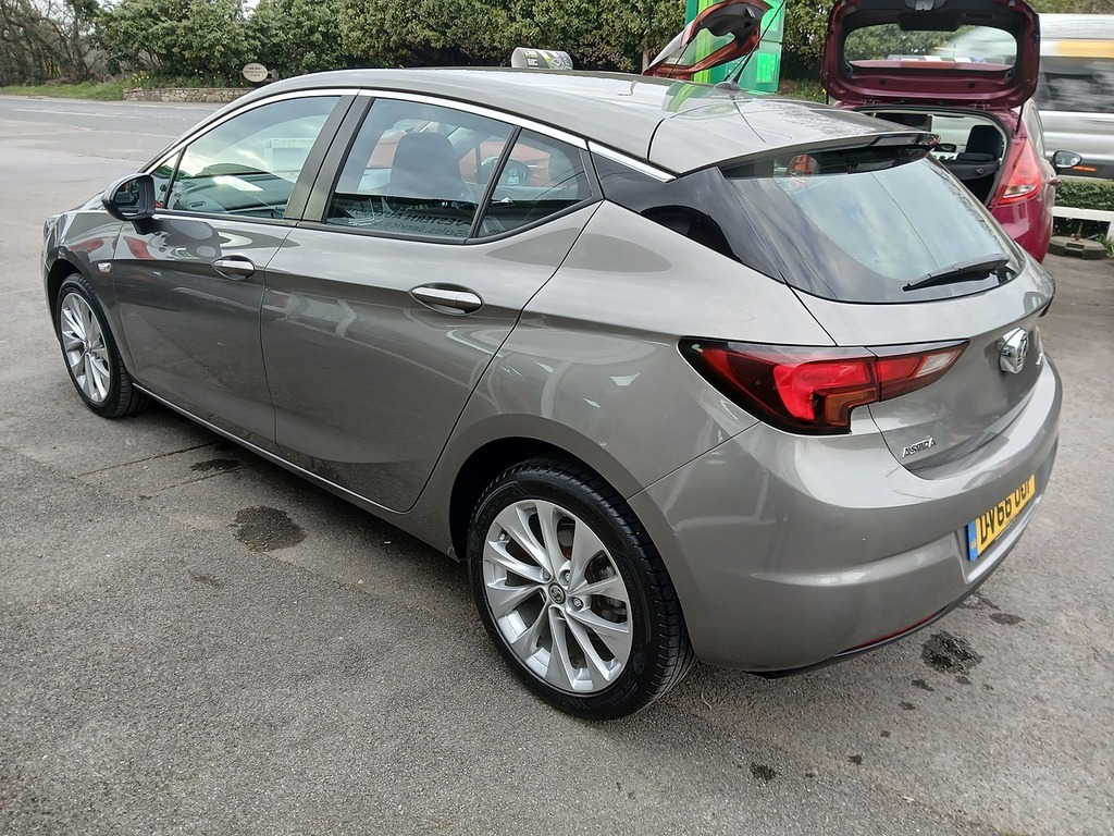 Vauxhall Astra I Turbo Design DV66UUF Grey #5