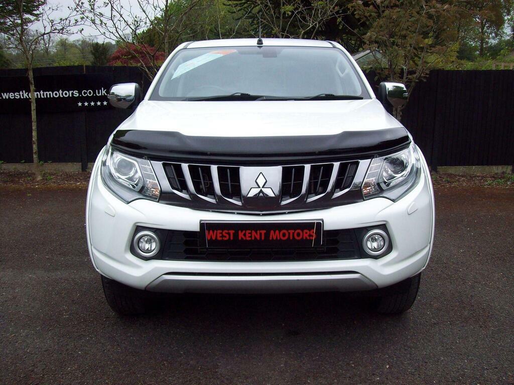 Mitsubishi L200 2.4 Di-d Dc Warrior 4Wd Euro 6  White #5