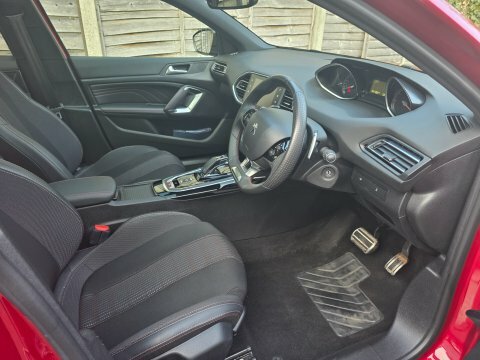 Peugeot 308 2019 19 Puretech Red #6
