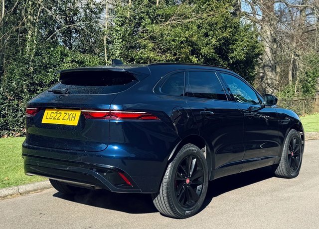 Jaguar F-Pace 2.0 P250i R-dynamic Black LG22ZXH Blue #4