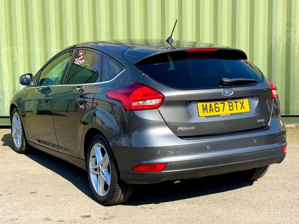 Ford Focus 1.0T Ecoboost Titanium Hatchback MA67BTX  #2