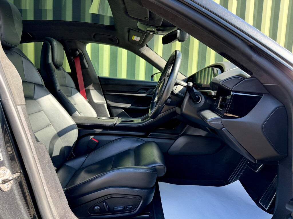 Porsche Taycan Performance Plus 93.4Kwh Turbo Saloon DF71FHM #3