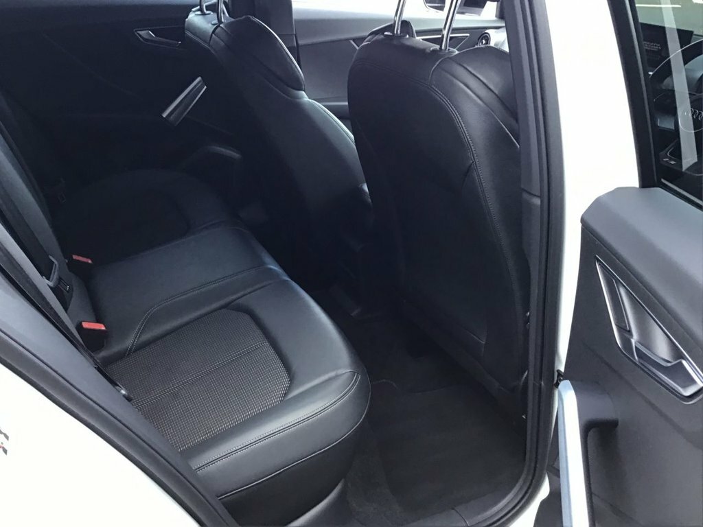 Audi Q2 Tfsi Cod 35 Black SA21WVC White #6