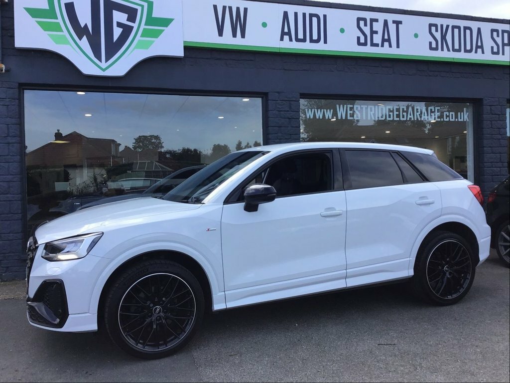 Audi Q2 Tfsi Cod 35 Black SA21WVC White #2