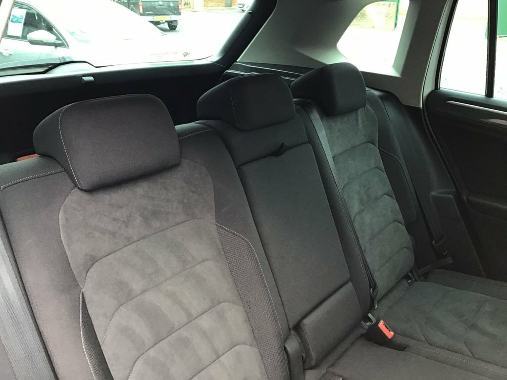 Volkswagen Tiguan Tdi Sel Suv RJ68OUX White #6