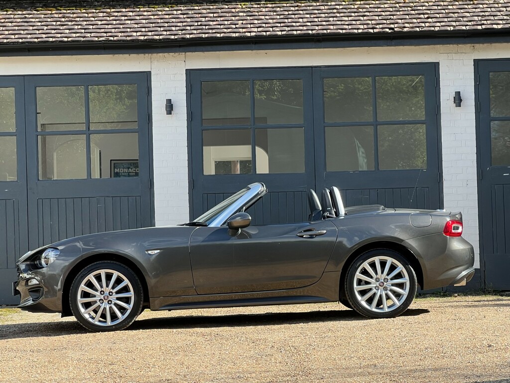 Fiat 124 Spider 1.4 Multiair Lusso Plus Convertible Eur KS18FZV Brown #4