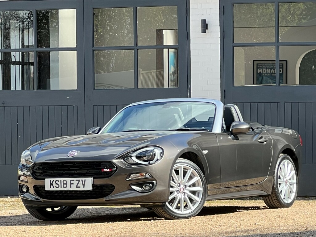 Fiat 124 Spider 1.4 Multiair Lusso Plus Convertible Eur Brown