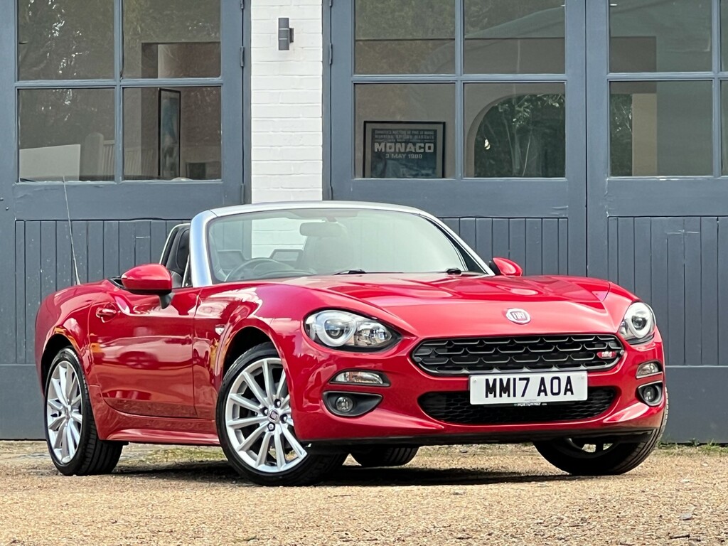 Fiat 124 Spider 1.4 Multiair Lusso Convertible Euro 6 Red