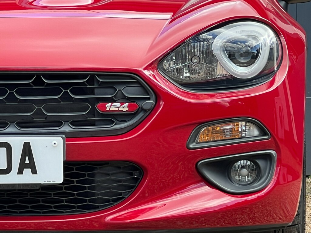 Fiat 124 Spider 1.4 Multiair Lusso Convertible Euro 6 Red #3