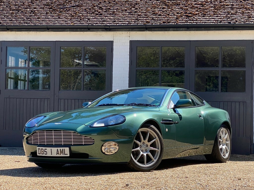Aston Martin Vanquish 5.9 Coupe 396 Gkm, 460 Bhp Green