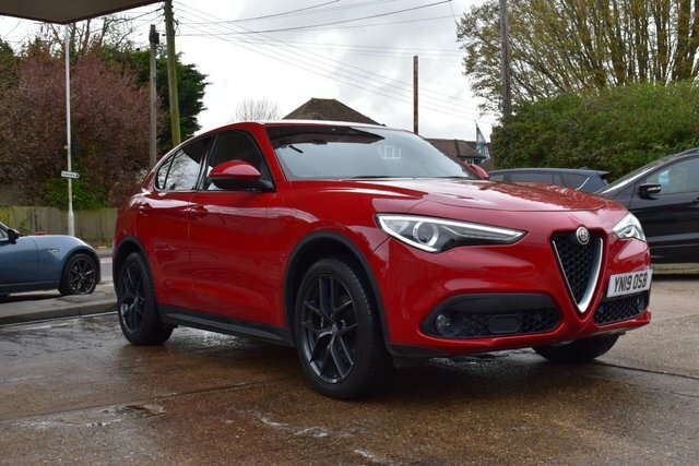 Alfa Romeo Stelvio 2.2 Td Milano Edizione Suv Q4 Awd Red