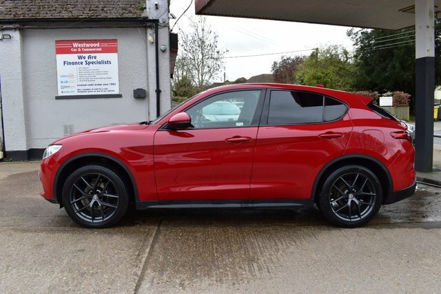 Alfa Romeo Stelvio 2.2 Td Milano Edizione Suv Q4 Awd YN19OSB Red #4