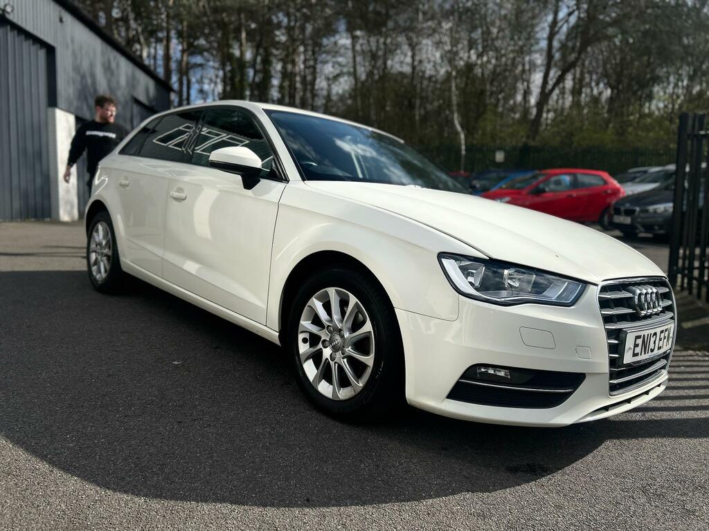 Audi A3 2.0 Tdi Se Sportback Euro 5 Ss EN13EFM White #3