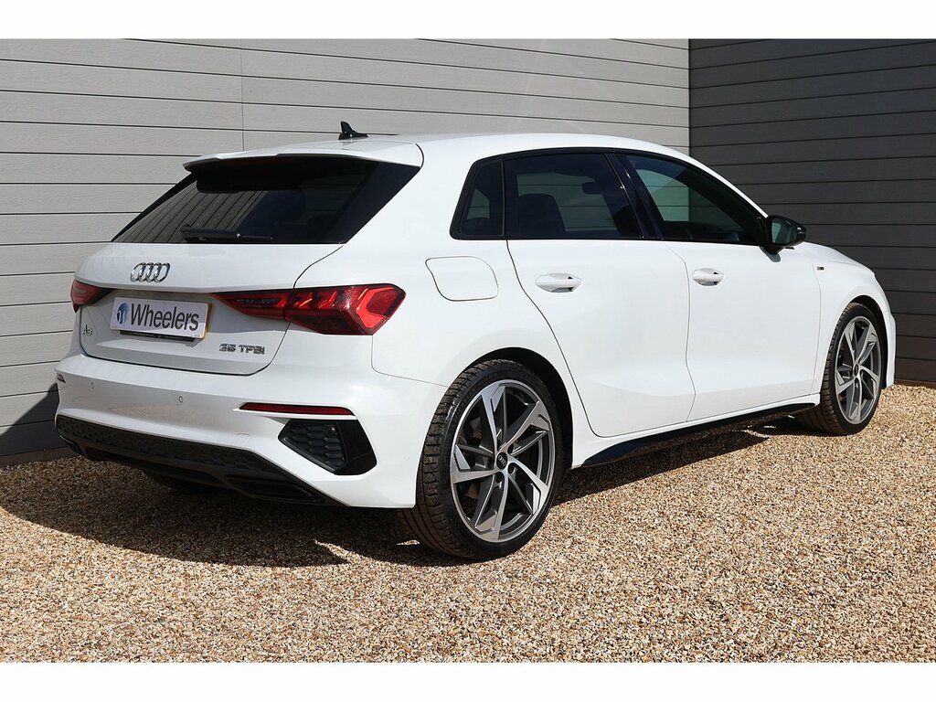 Audi A3 Tfsi Edition 1 EK70RYX White #3
