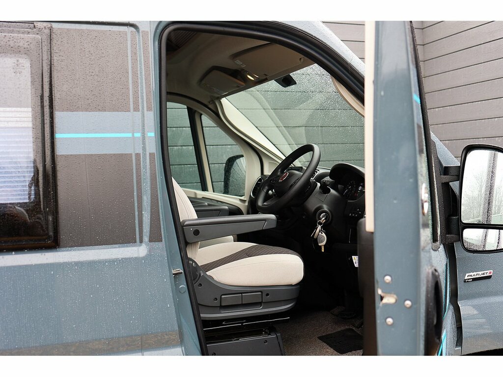 Fiat Cv20 2 Berth Black #9