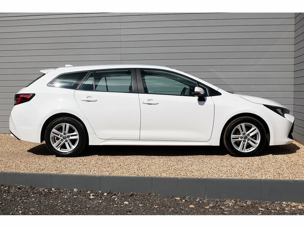 Toyota Corolla Vvt-h Icon Tech DU72YFD White #5