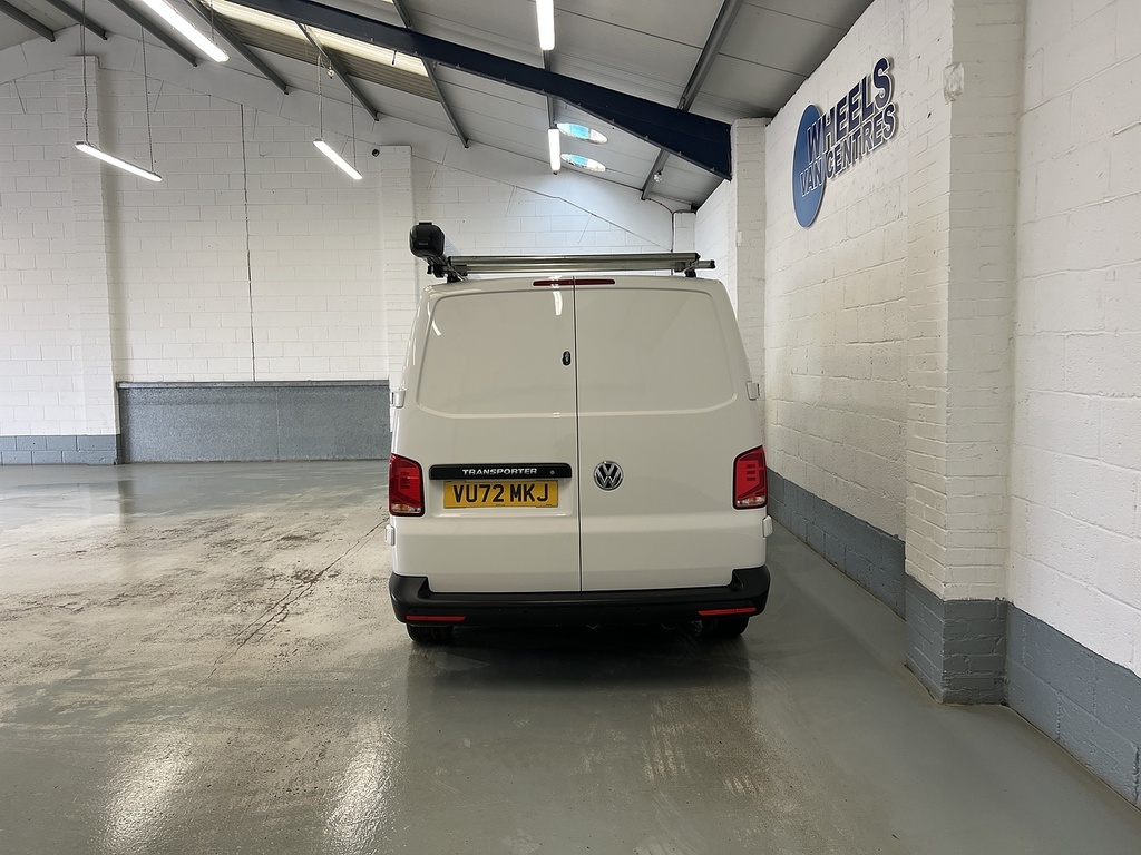 Volkswagen Transporter 2.0 Tdi T28 Startline Panel Van VU72MKJ White #3