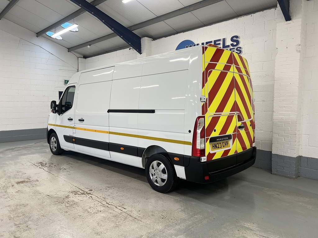 Renault Master 2.3 Dci 35 Business Panel Van F HN23GYP White #3