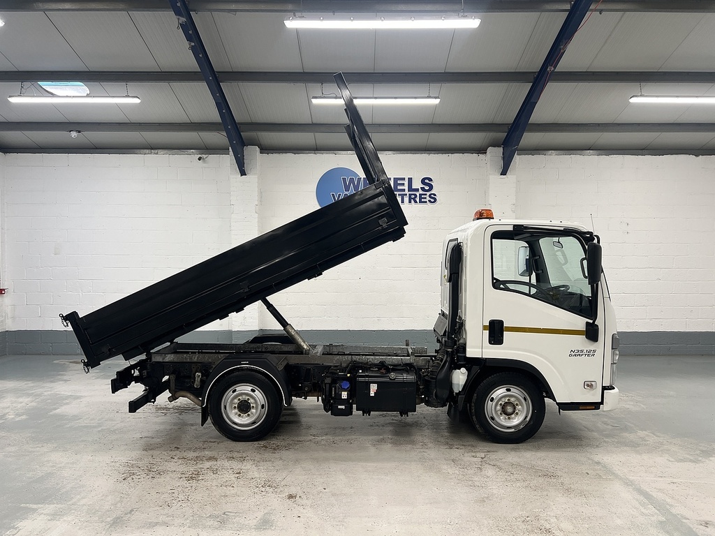Isuzu D N35 1.9 Tipper LM23YKT White #5