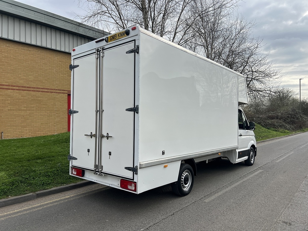Volkswagen Crafter Tdi Cr35 Startline 2.0 Luton GN19KNM White #5