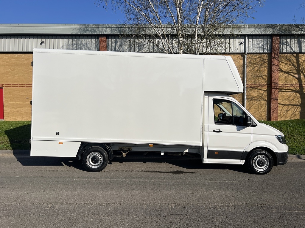 Volkswagen Crafter Tdi Cr35 Startline 2.0 Luton GN19KNL White #5