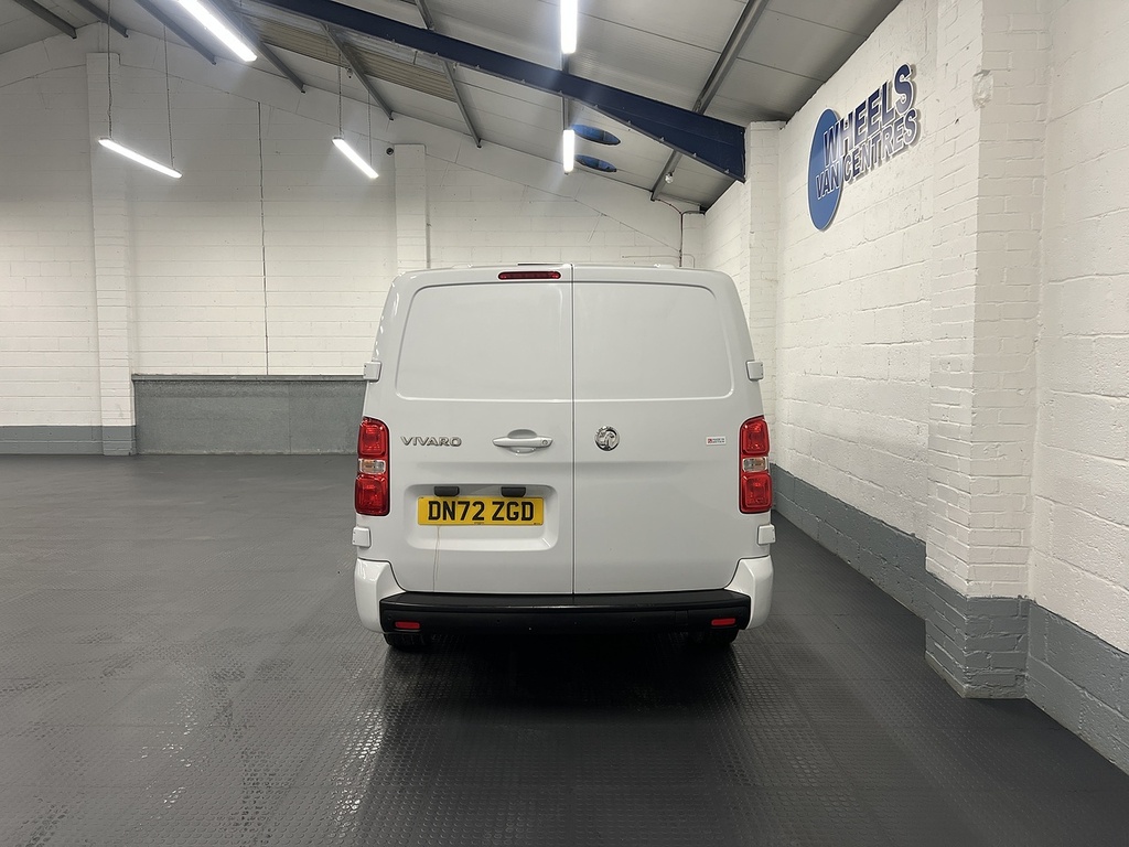 Vauxhall Vivaro 1.5 Turbo D 2900 Sportive Panel Van 6Dr Man DN72ZGD White #4