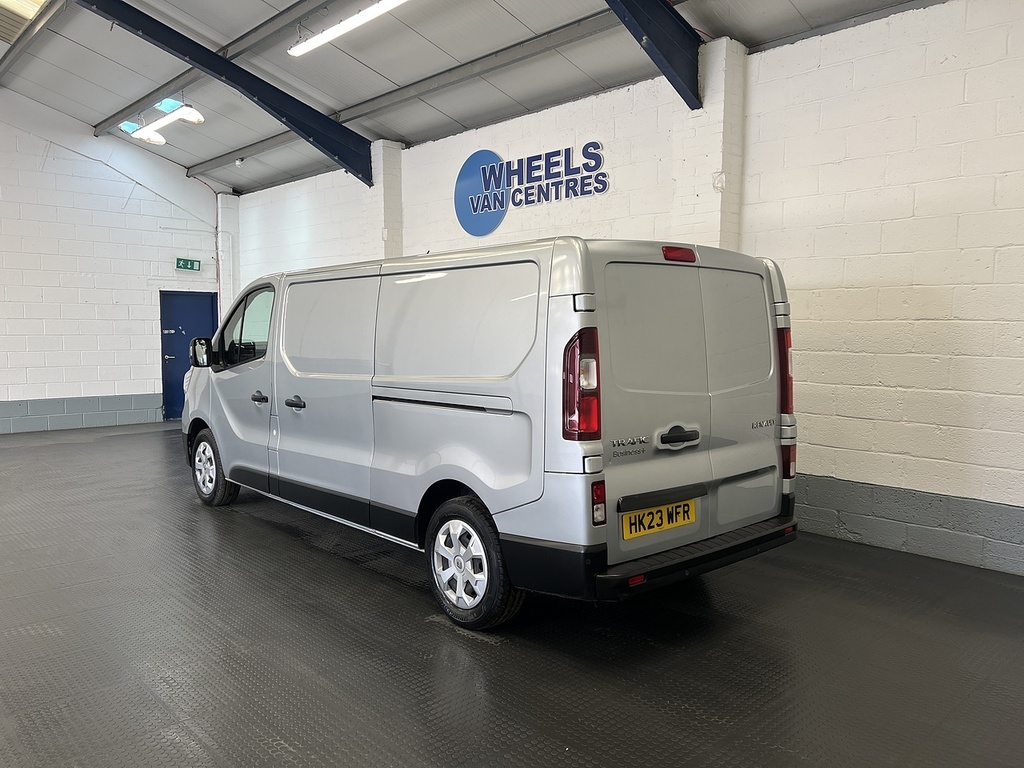 Renault Trafic 2.0 Dci Blue Ll30 Business Panel Van M HK23WFR Grey #3