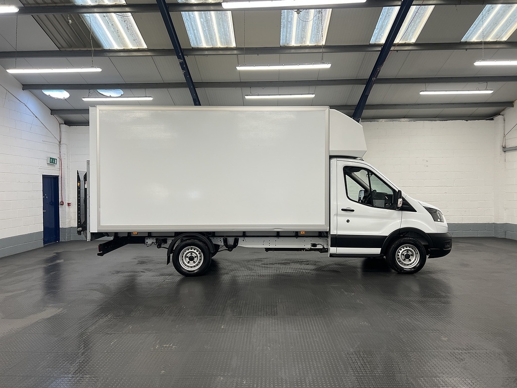 Ford Transit Custom 2.0 350 Ecoblue Leader Luton Van YR23HSA White #6