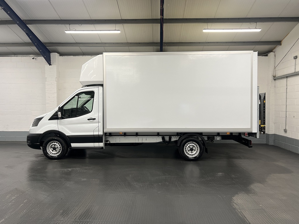 Ford Transit Custom 2.0 350 Ecoblue Leader Luton Van YR23HSA White #2