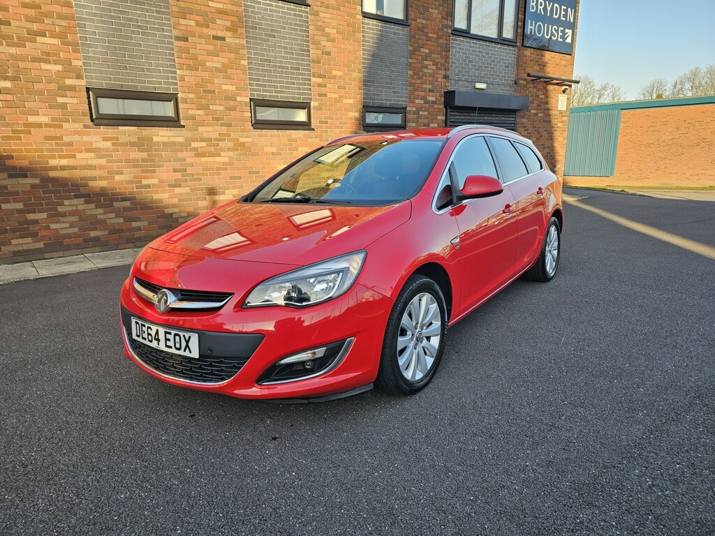 Vauxhall Astra Estate 2.0 Cdti Elite 201464 DE64EOX Red #3
