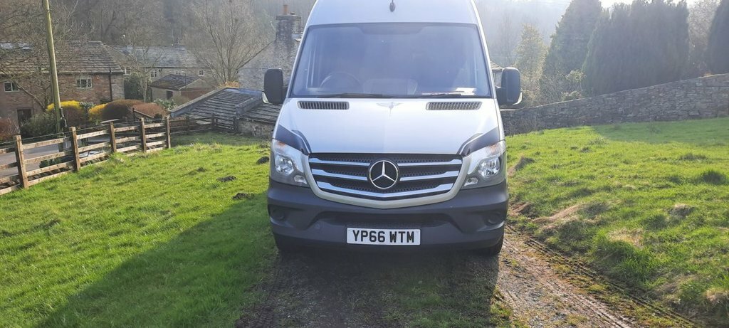 Mercedes-Benz Sprinter Estate YP66WTM Silver #5