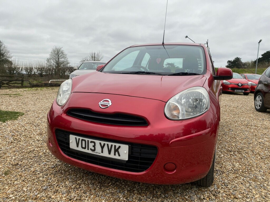 Nissan Micra Hatchback 1.2 12V Visia 2013 Red