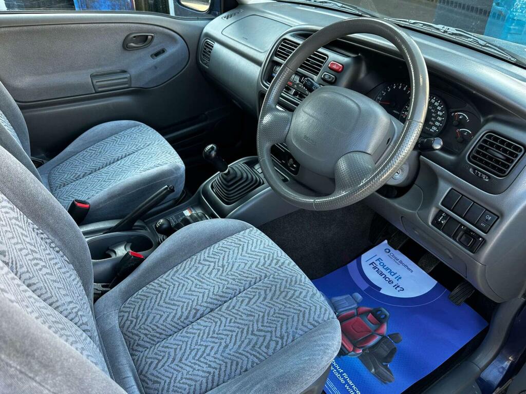 Suzuki Grand Vitara 1.6 Gv1600 Sport Red #2