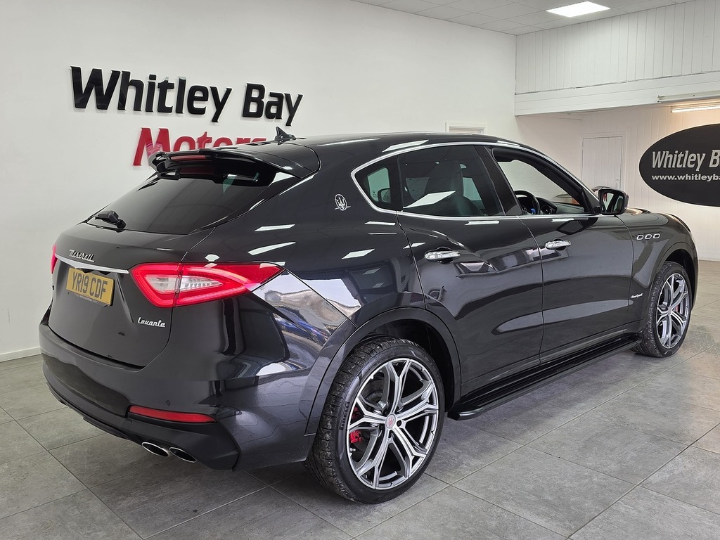 Maserati Levante V6 Gransport Nerissimo YR19CDF Black #3