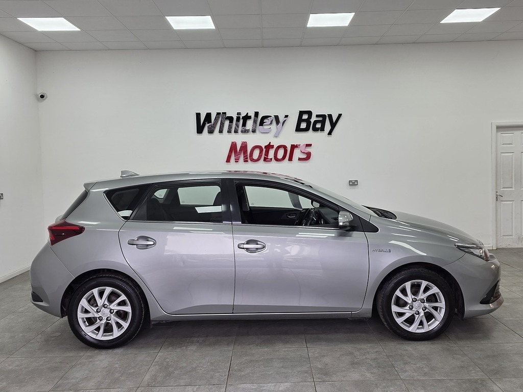 Toyota Auris Vvt-h Icon Tech SB67LOJ Grey #2