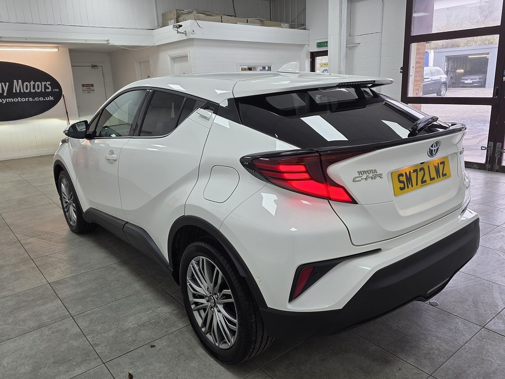 Toyota C-Hr Vvt-h Excel SM72LWZ White #5