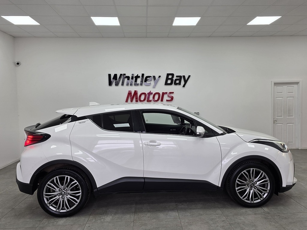 Toyota C-Hr Vvt-h Excel SM72LWZ White #2