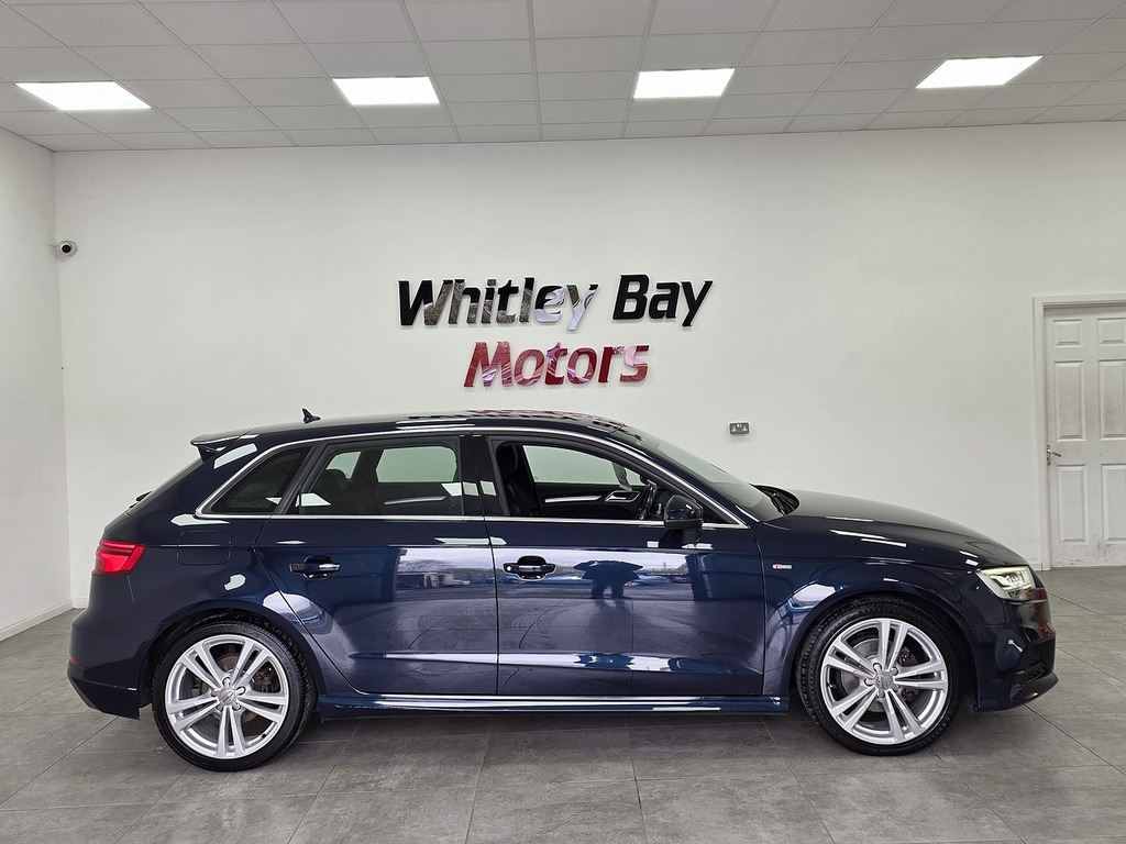 Audi A3 Tfsi Cod S Line YS18OKF Blue #2