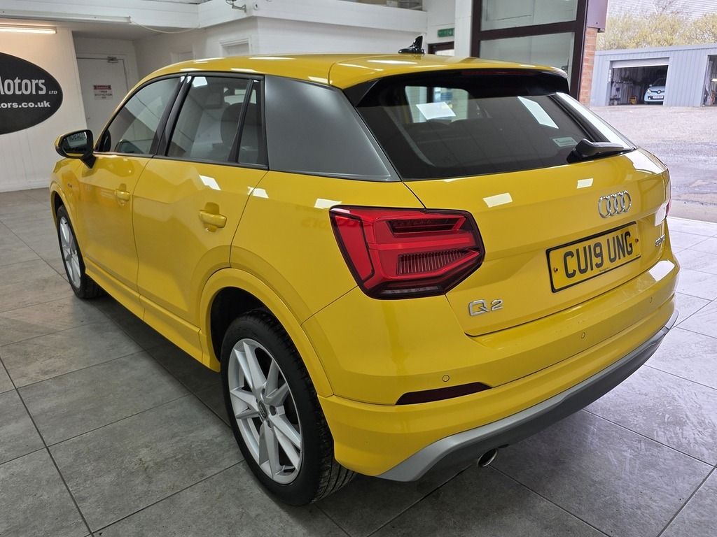 Audi Q2 Tdi S Line CU19UNG Yellow #5