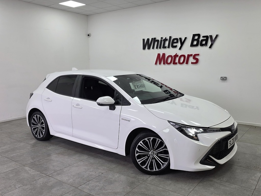 Toyota Corolla Vvt-h Design White